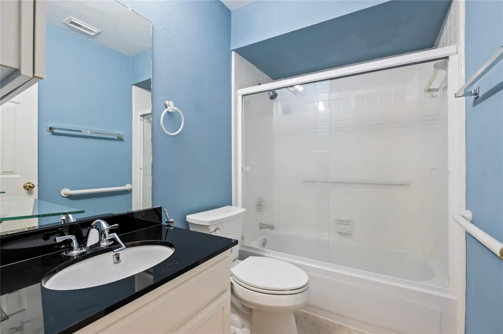 1287 El Camino Village Drive Webster, TX 77058