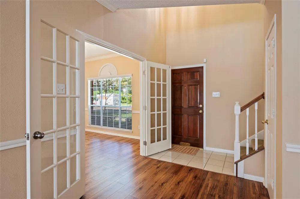 1287 El Camino Village Drive Webster, TX 77058
