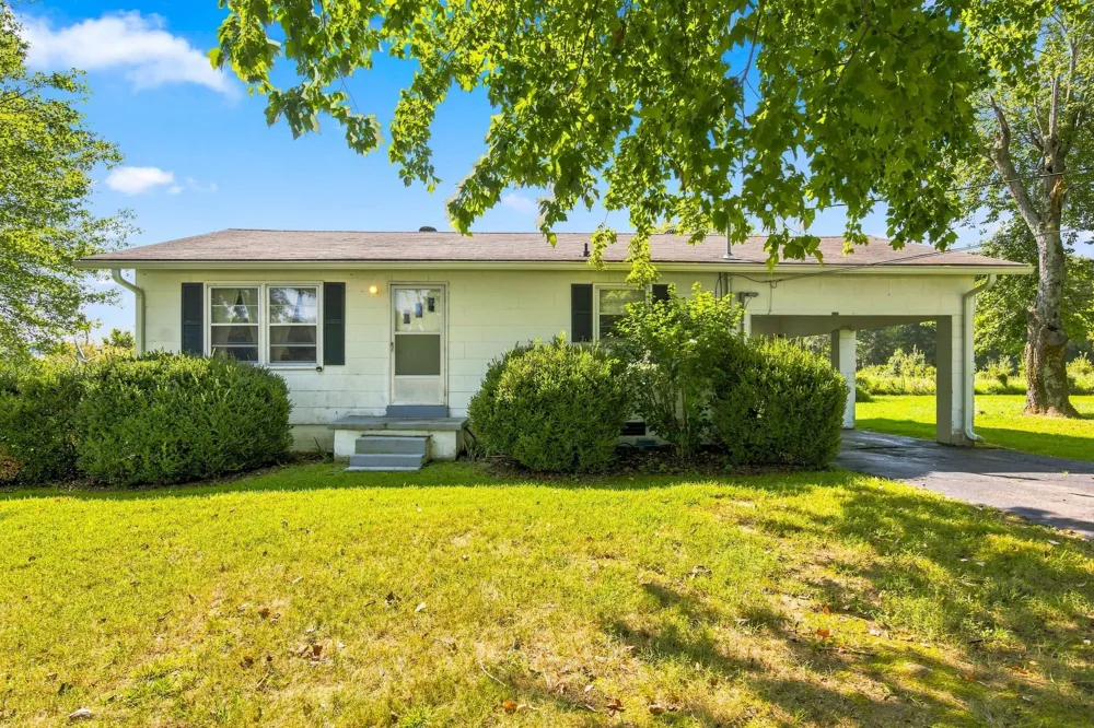 4330 McMinnville Hwy Manchester, TN 37355