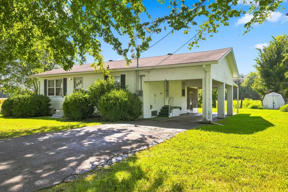 4330 McMinnville Hwy Manchester, TN 37355