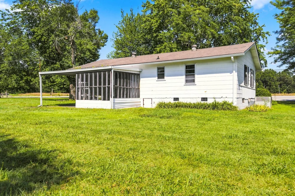 4330 McMinnville Hwy Manchester, TN 37355