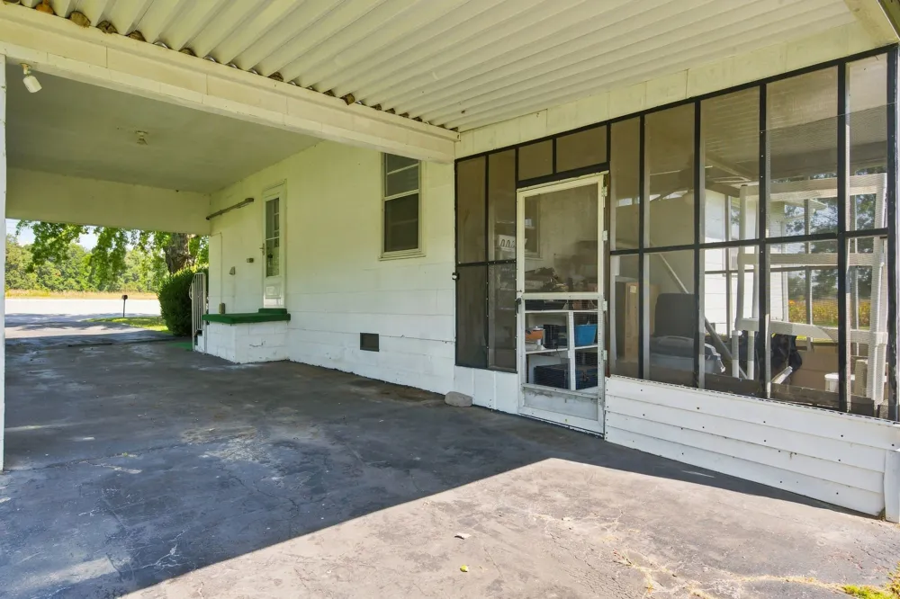 4330 McMinnville Hwy Manchester, TN 37355