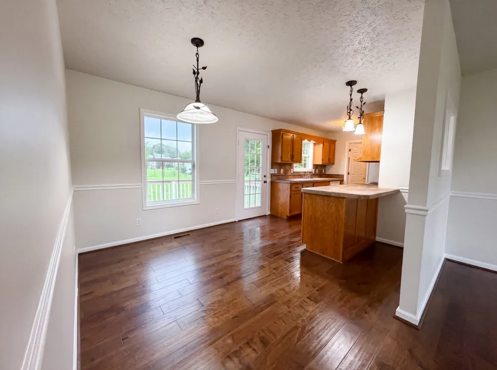 610 W Harper Rd Portland, TN 37148