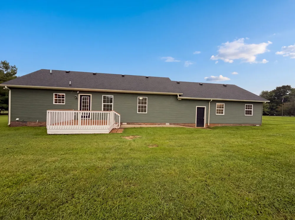 610 W Harper Rd Portland, TN 37148