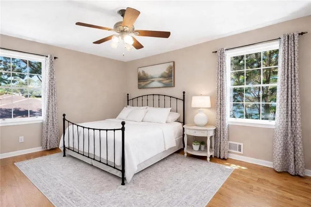 241 Angla Drive SE Smyrna, GA 30082