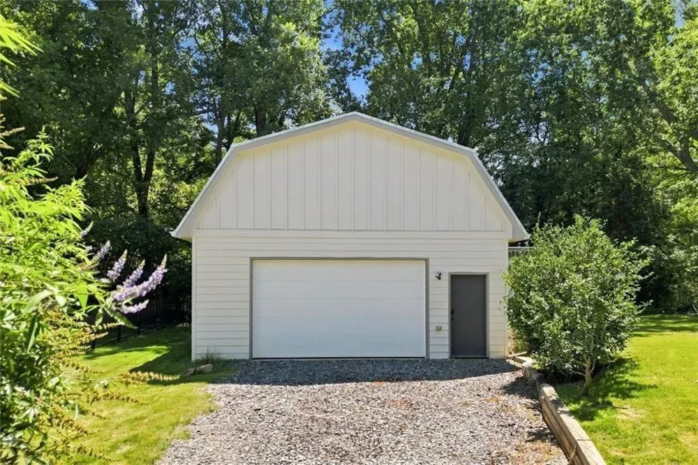 241 Angla Drive SE Smyrna, GA 30082