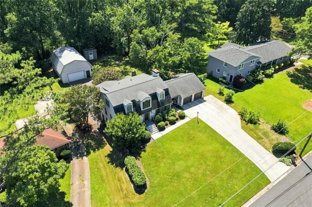 241 Angla Drive SE Smyrna, GA 30082