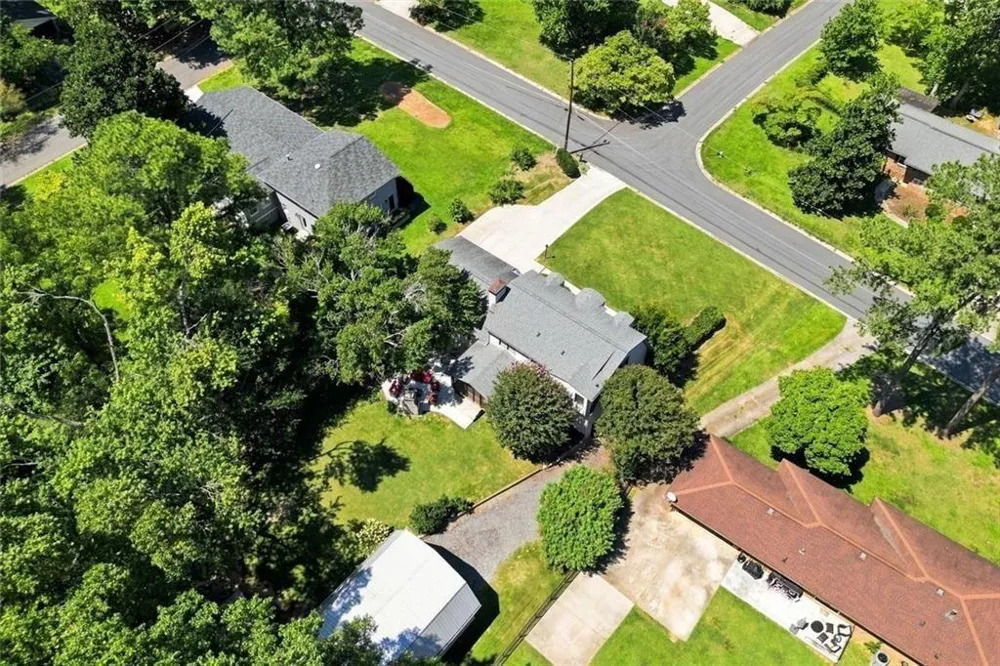 241 Angla Drive SE Smyrna, GA 30082