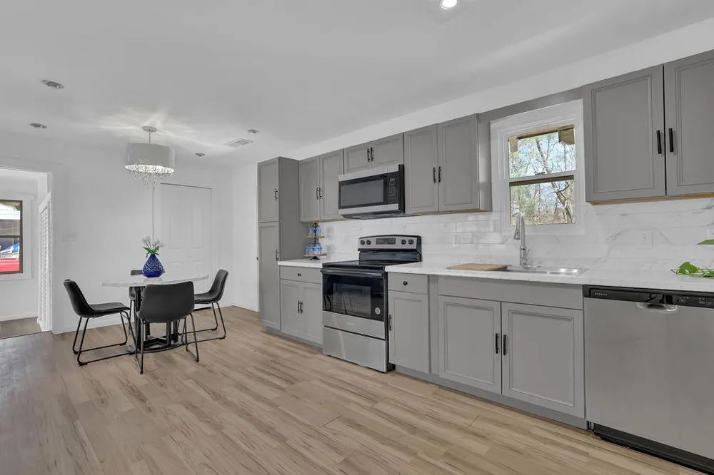 2030 Euclid Street Statham, GA 30666