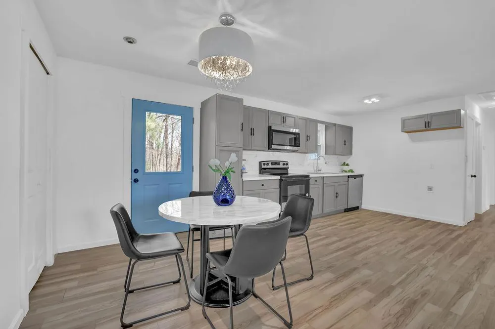 2030 Euclid Street Statham, GA 30666