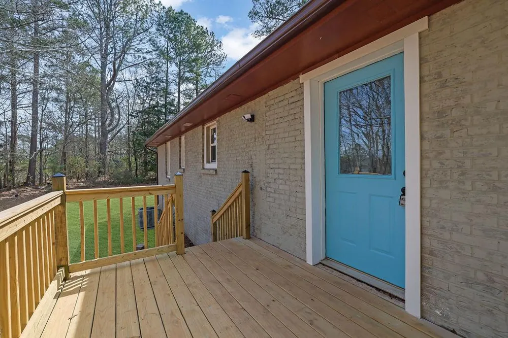 2030 Euclid Street Statham, GA 30666