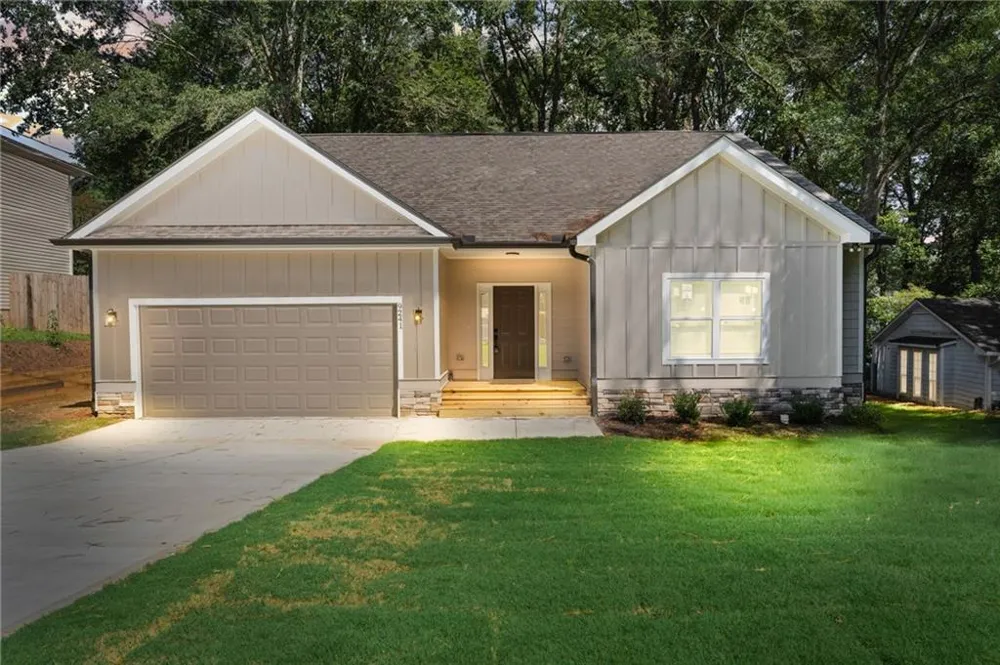 9241 Raven Drive Jonesboro, GA 30238