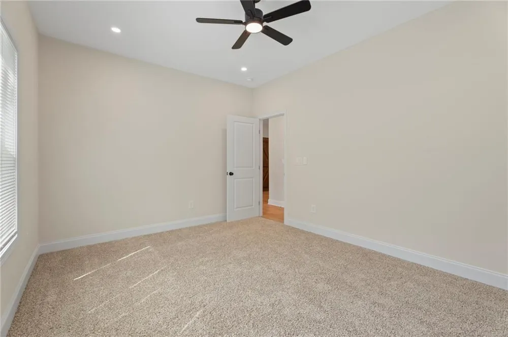9241 Raven Drive Jonesboro, GA 30238