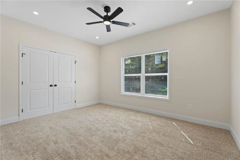 9241 Raven Drive Jonesboro, GA 30238