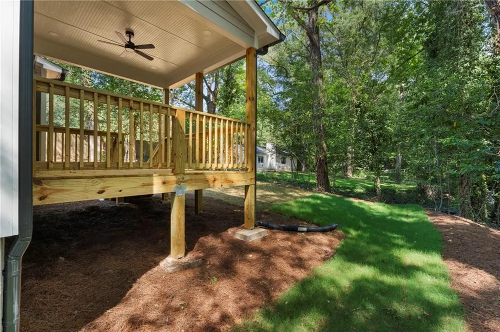 9241 Raven Drive Jonesboro, GA 30238