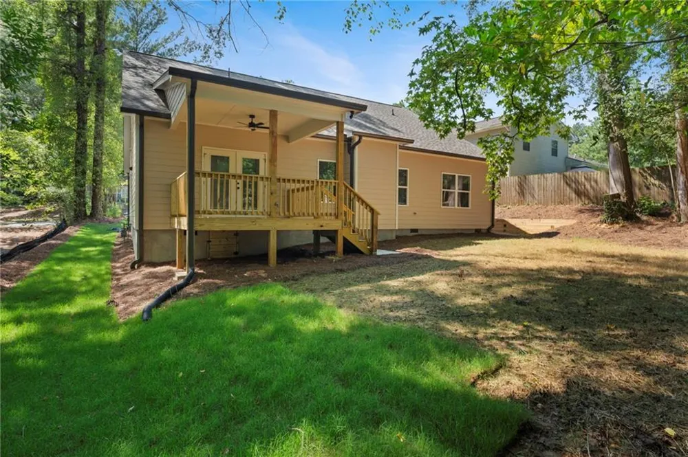 9241 Raven Drive Jonesboro, GA 30238