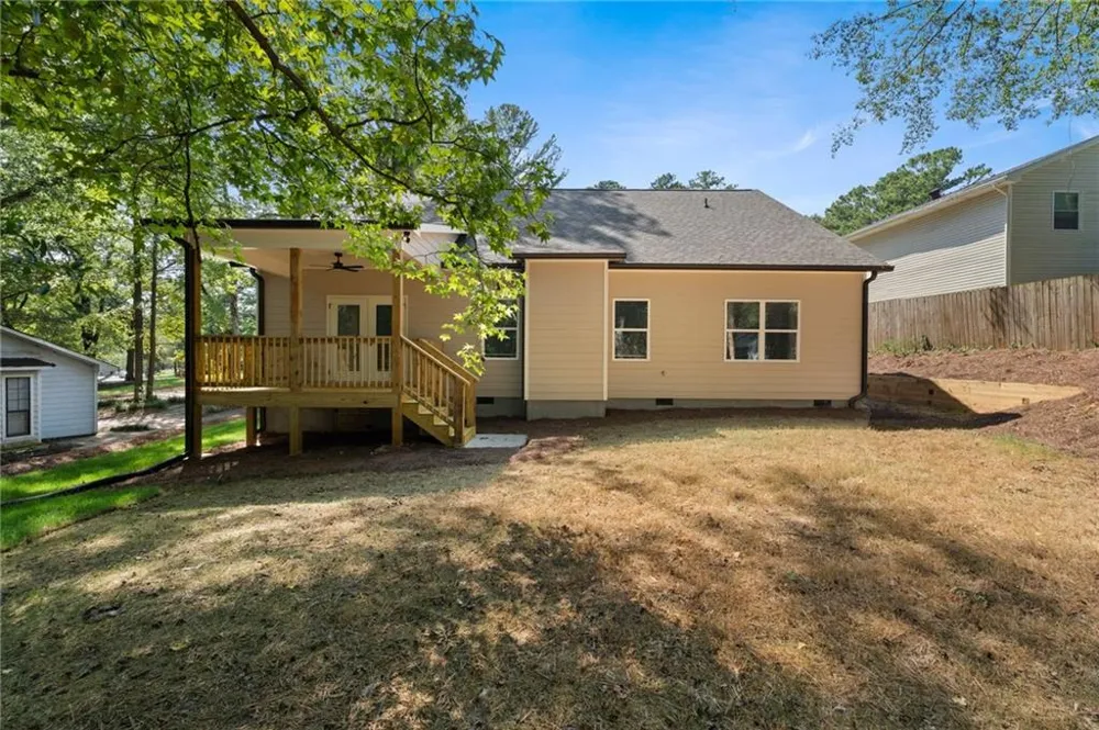 9241 Raven Drive Jonesboro, GA 30238