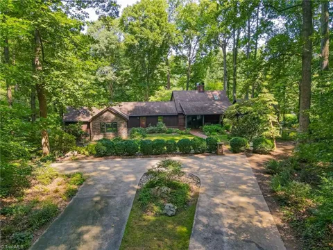 2928 Canter Lane