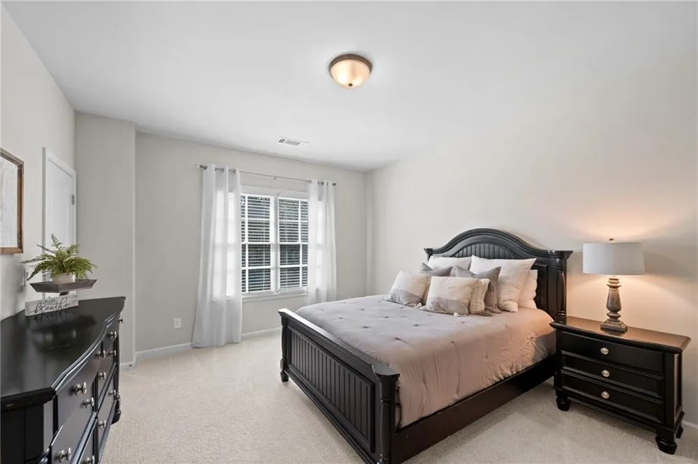 2440 Sunflower Drive Hoschton, GA 30548
