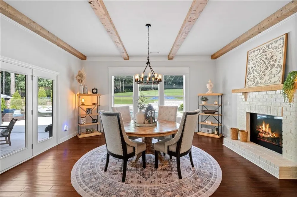 2440 Sunflower Drive Hoschton, GA 30548