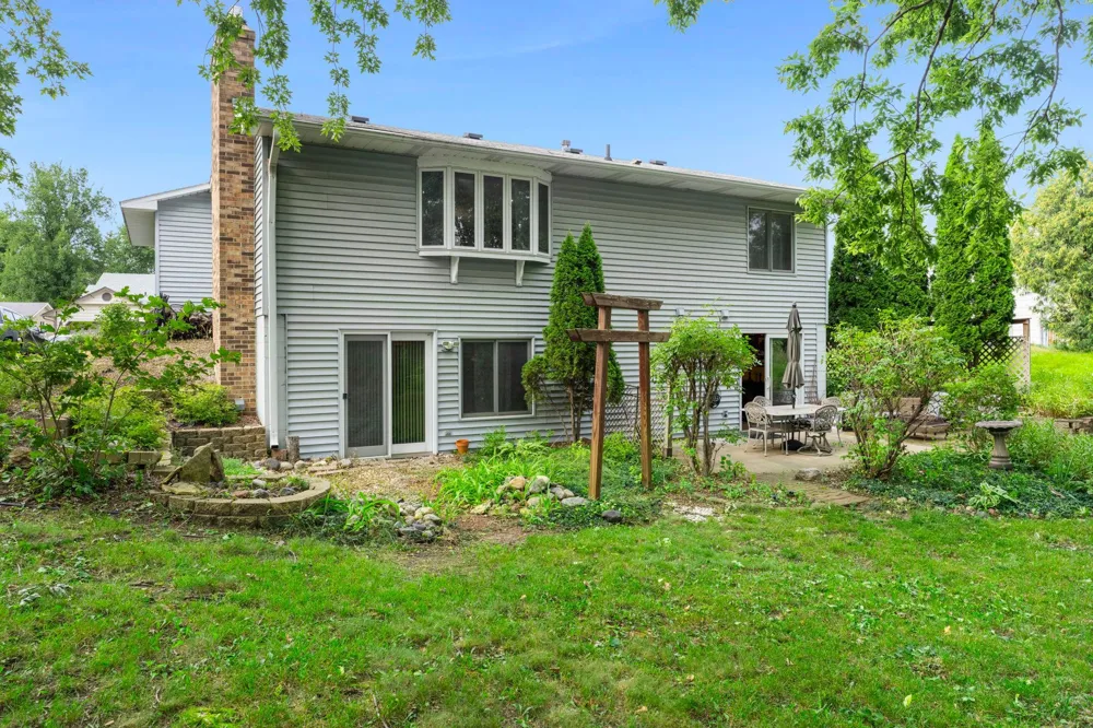 4555 W 131 1/2 STREET Savage, MN 55378