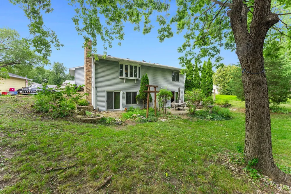 4555 W 131 1/2 STREET Savage, MN 55378
