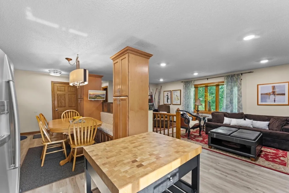 4555 W 131 1/2 STREET Savage, MN 55378