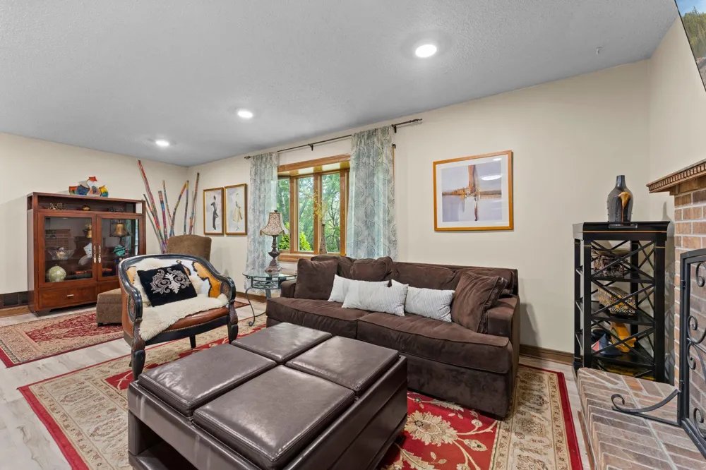 4555 W 131 1/2 STREET Savage, MN 55378