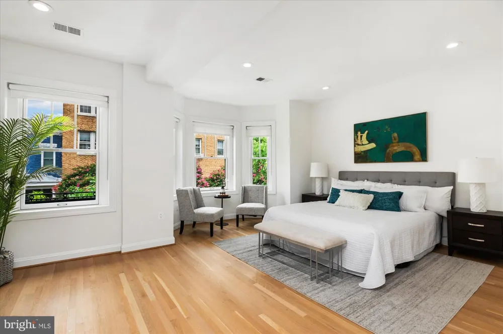 1730 WILLARD STREET NW Washington, DC 20009