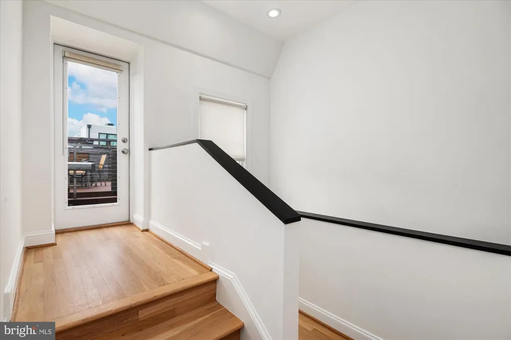 1730 WILLARD STREET NW Washington, DC 20009