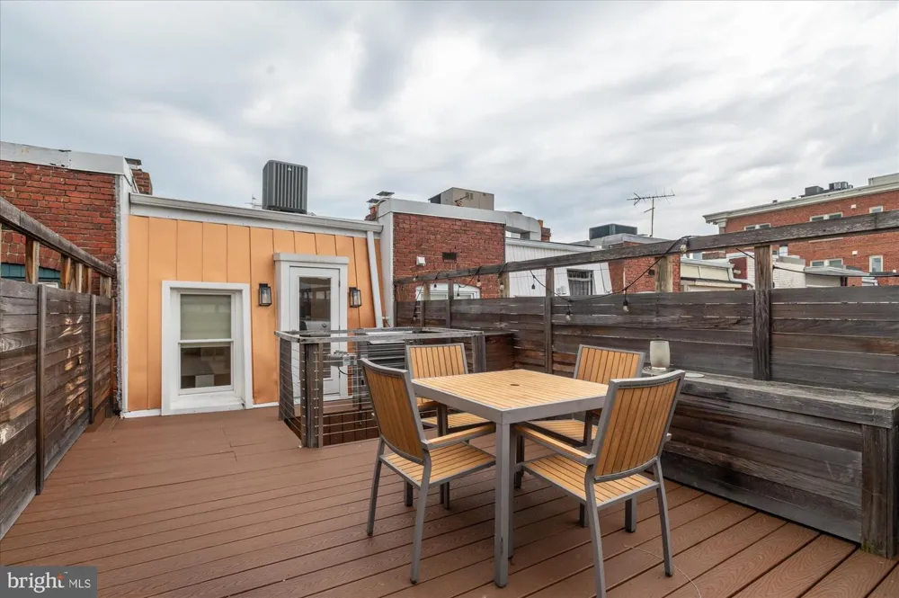 1730 WILLARD STREET NW Washington, DC 20009