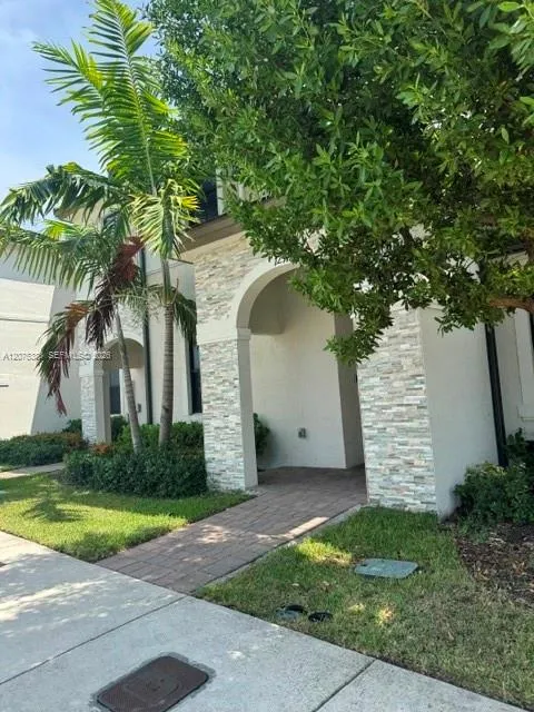 12912 SW 232nd Ter #12912 Homestead, FL 33032