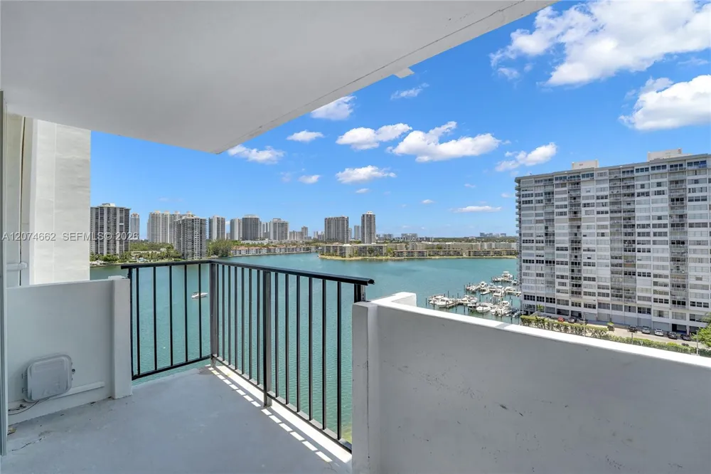 2780 NE 183rd St #1114 Aventura, FL 33160