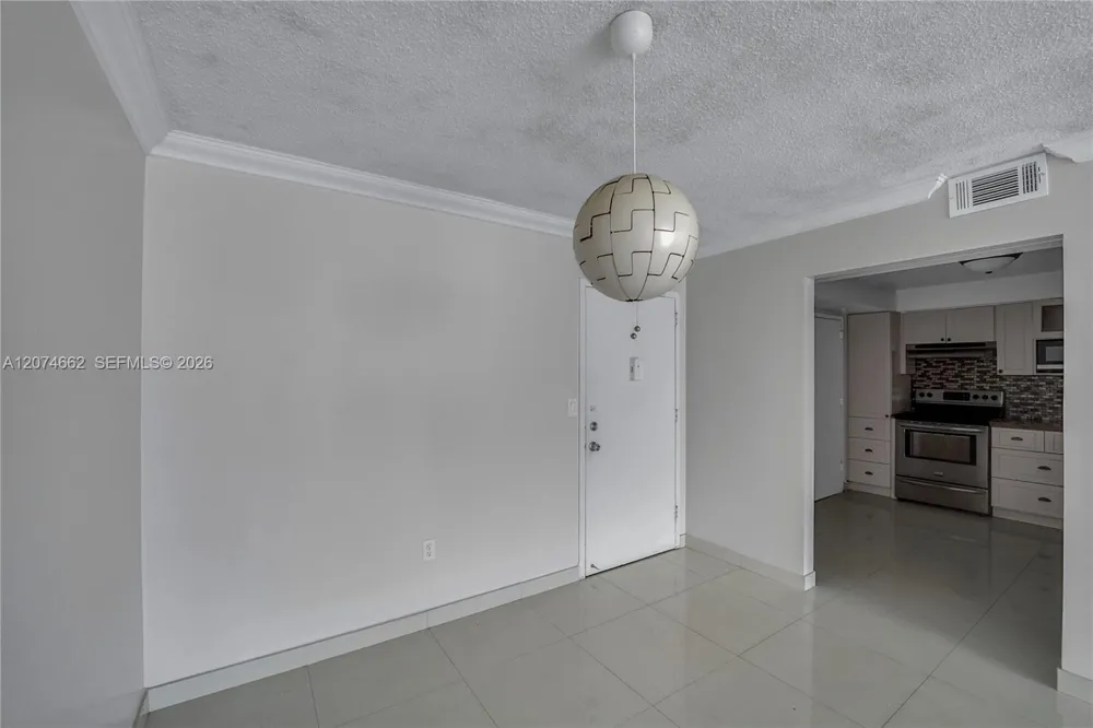 2780 NE 183rd St #1114 Aventura, FL 33160