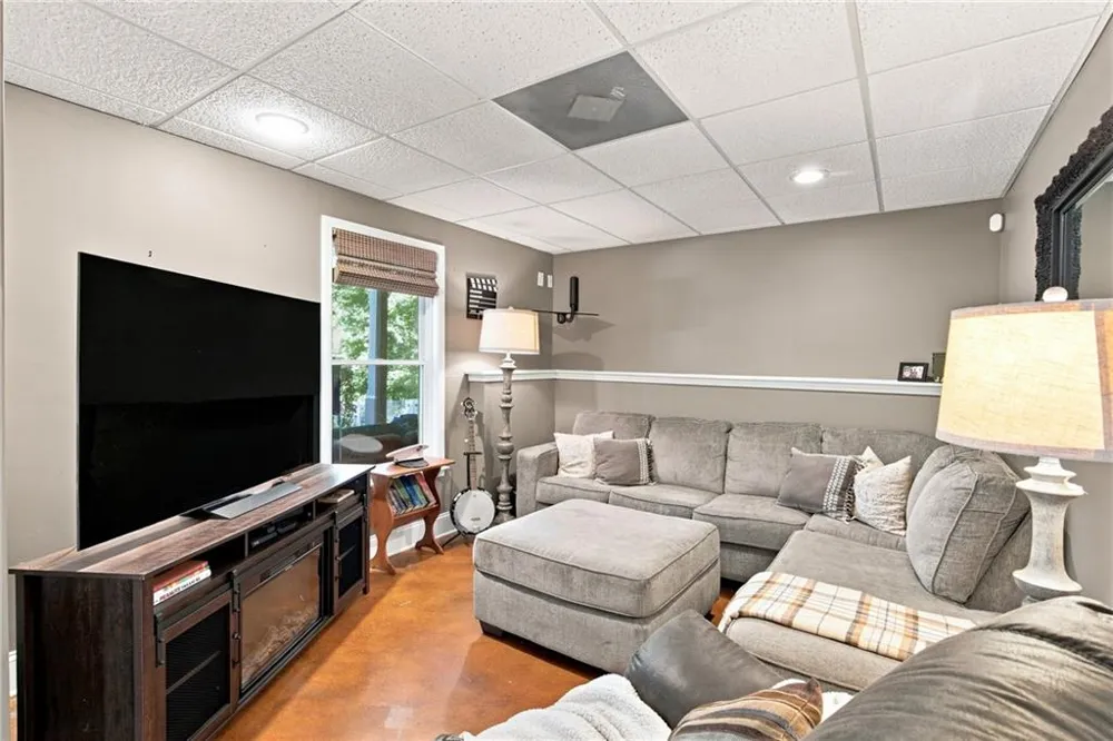 134 Birmingham Walk Alpharetta, GA 30004