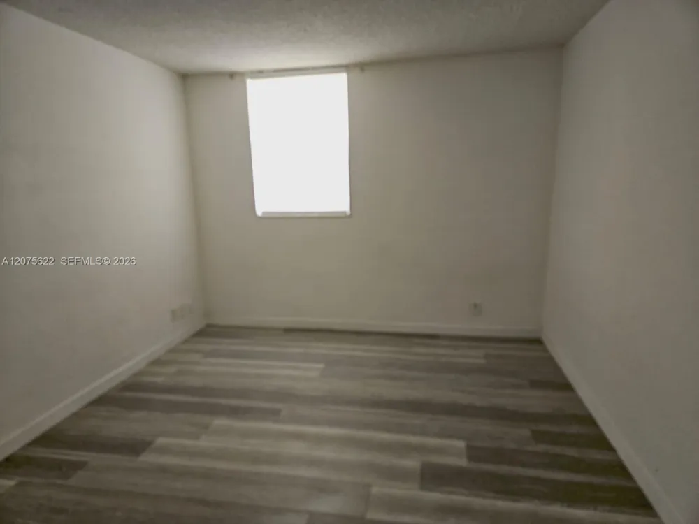 4550 NW 9th St #709E Miami, FL 33126