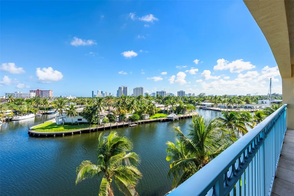 201 Golden Isles Dr #505 Hallandale Beach, FL 33009