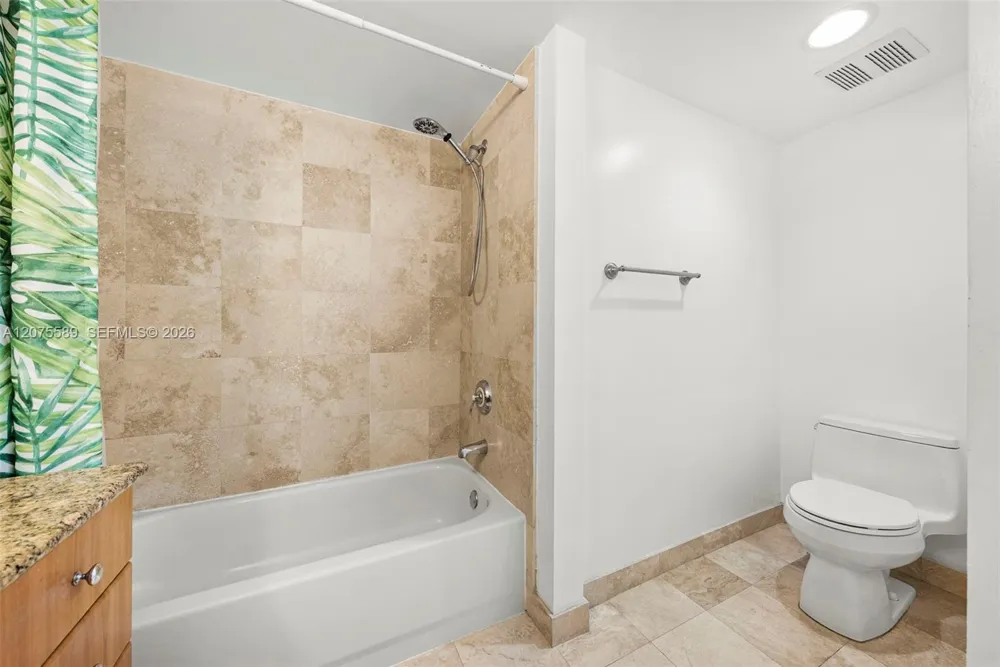 201 Golden Isles Dr #505 Hallandale Beach, FL 33009