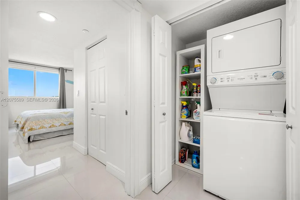201 Golden Isles Dr #505 Hallandale Beach, FL 33009