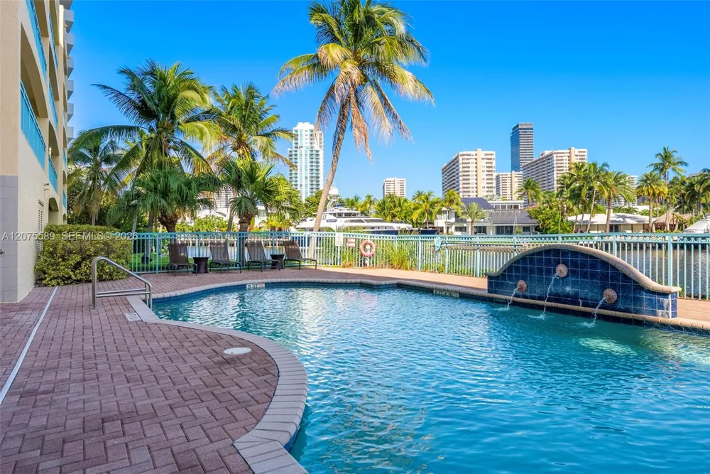 201 Golden Isles Dr #505 Hallandale Beach, FL 33009