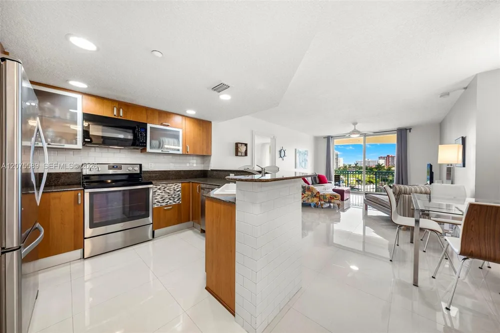 201 Golden Isles Dr #505 Hallandale Beach, FL 33009
