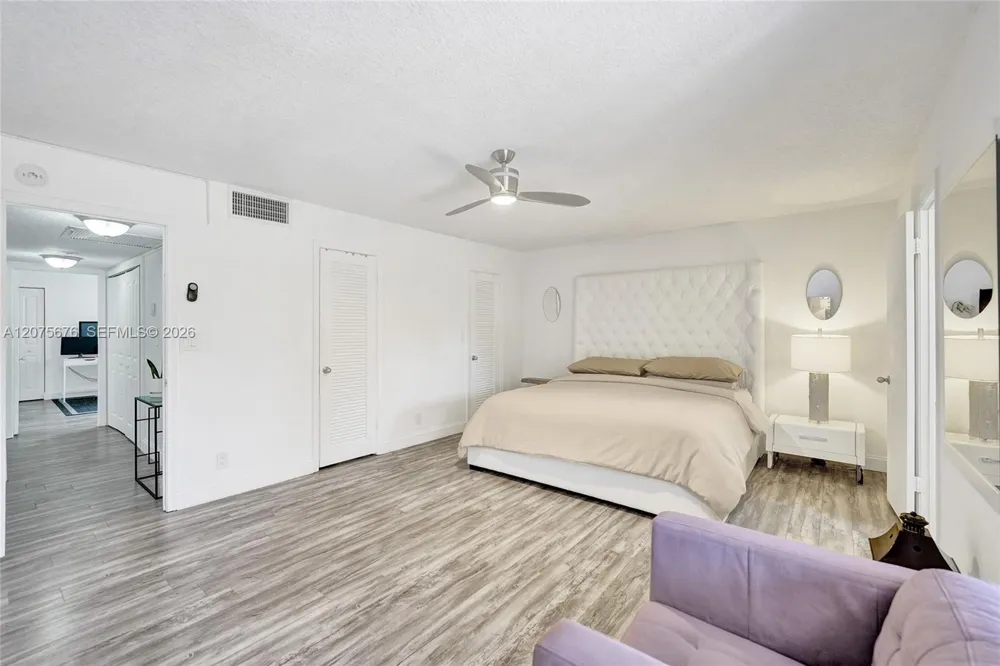 2716 NE 8th St #2716 Hallandale Beach, FL 33009