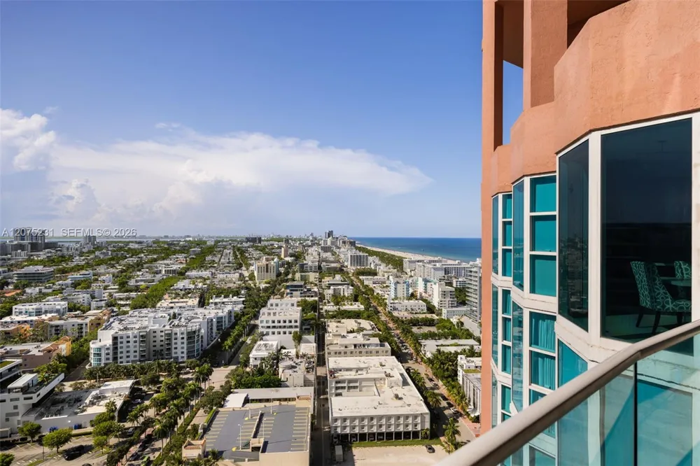 300 Pointe Dr #2806 Miami Beach, FL 33139