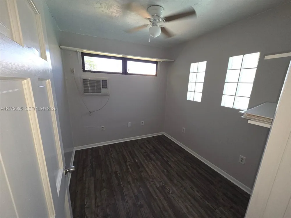 7505 Cleveland St Hollywood, FL 33024
