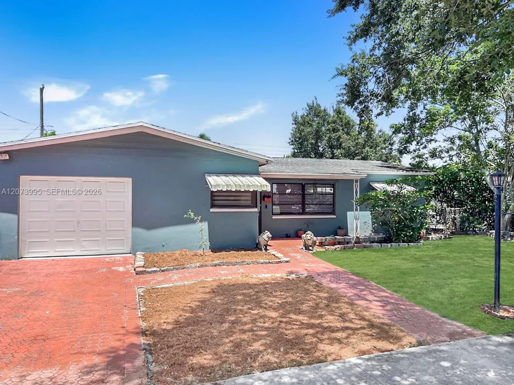 7505 Cleveland St Hollywood, FL 33024