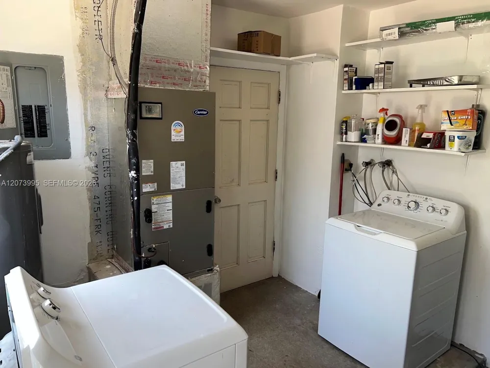7505 Cleveland St Hollywood, FL 33024