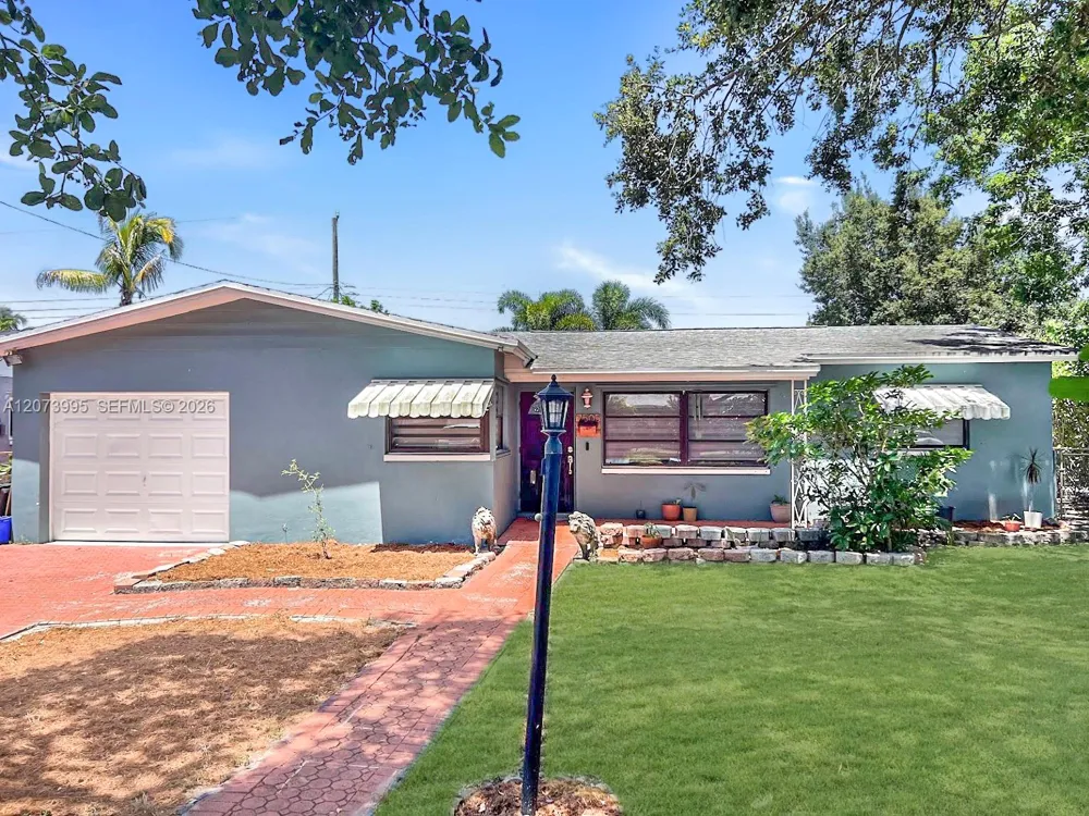 7505 Cleveland St Hollywood, FL 33024
