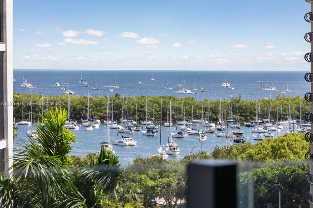 2831 S Bayshore Dr #804 Coconut Grove, FL 33133