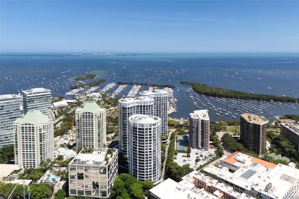 2831 S Bayshore Dr #804 Coconut Grove, FL 33133