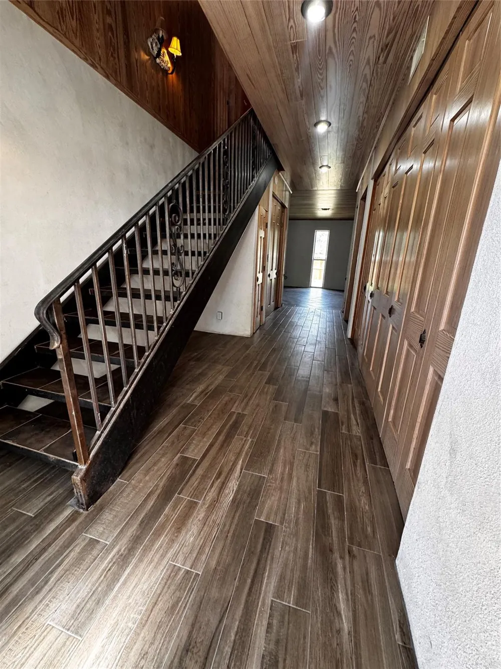 195 Park Drive La Grange, TX 78945
